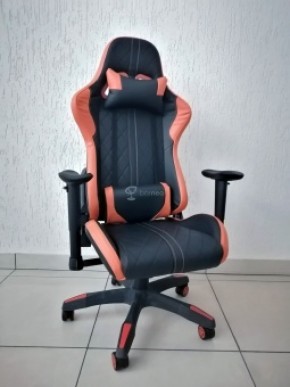 Кресло геймерское Barneo K-52 (черная экокожа оранжевые вставки) в Кунгуре - kungur.ok-mebel.com | фото